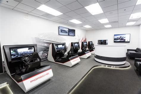 Porsche Los Angeles Experience Center | Pictures, Racing | Digital Trends