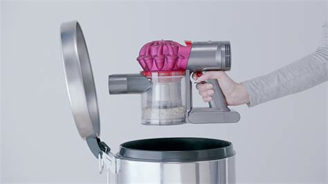 Support and How to Guides for Dyson V7™ Vacuum | Dyson Australia