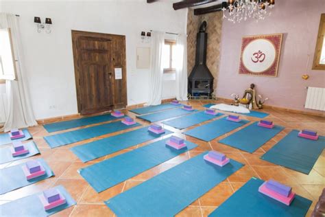 Indoor-Yoga-1-1030x687 - Inner Beauty Retreat