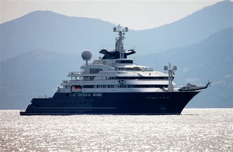 Late Billionaire Paul Allen’s Yacht on Sale for $326 Million