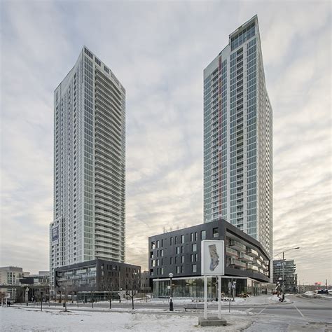 Concord CityPlace's Spectra and Quartz Closing in on Completion | UrbanToronto