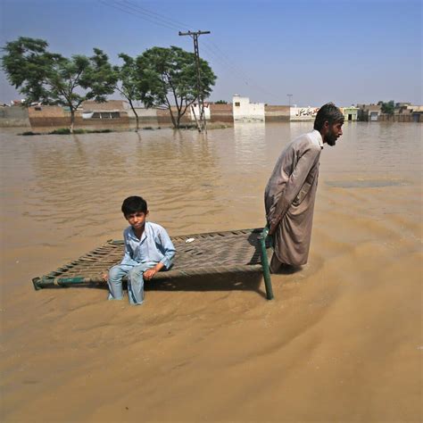 Why Pakistan Was Hit So Hard By Floods - The New York Times