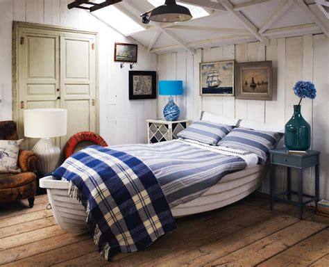 How to create a coastal style bedroom | | Cosy Home Blog