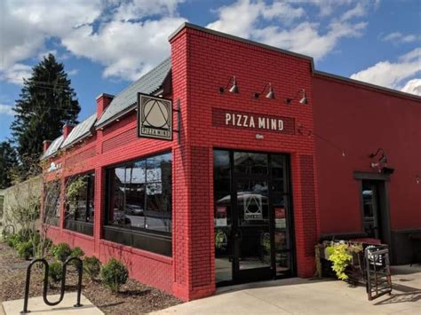 15 Best Pizza Places in Asheville, NC