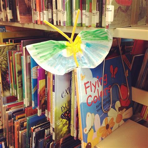 The Show Me Librarian: Easy Spring Craft: Butterflies!