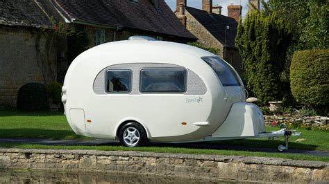 Barefoot Caravan Makes Cool, Curved Campers | Digital Trends