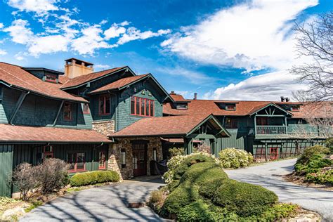 Asheville NC Bed & Breakfast - Sourwood Inn - Blue Ridge Mountains