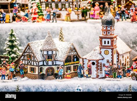 Salzburg christmas market hi-res stock photography and images - Alamy