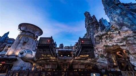 5 Secret Things You Can Do at Star Wars: Galaxy's Edge (2024 ...