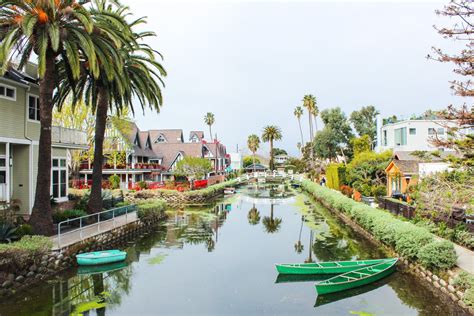 Los Angeles City Guide: 1-Day Grand Tour | dellaterra | Venice canals los angeles, Los angeles ...