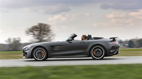 Mercedes-AMG GT R Roadster: svelati i prezzi per il Regno Unito - MBenz.it