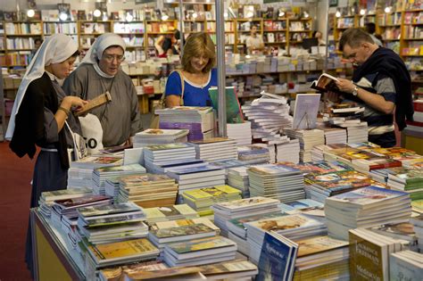 Se podrán comprar libros en tres cuotas sin interés hasta el 15 de mayo