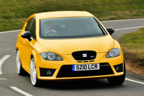 Mk2 Seat Leon Cupra R review: driving a bargain hot hatch - Motoring Research