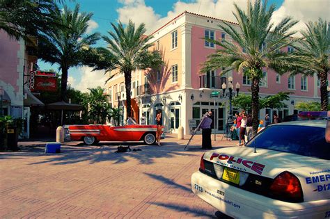 23 Attractions in FLORIDA (Wonderful, Fun, & Welcoming)