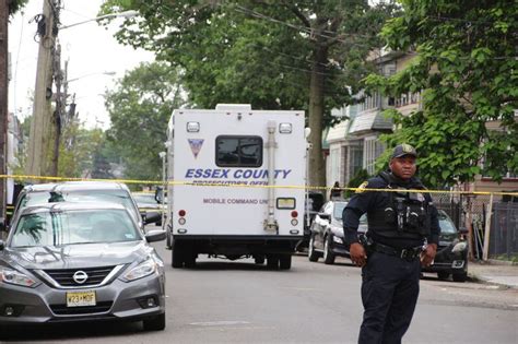 2 dead after daytime shooting in Newark - nj.com