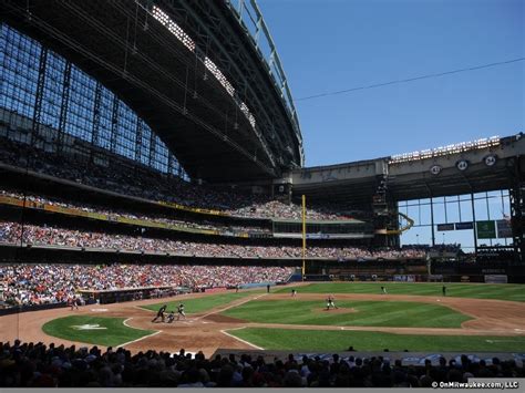 OnMilwaukee.com Sports: Hey, MLB: Leave the roof open