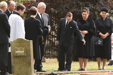 Call The Midwife stars gather to film funeral scenes after death of much loved character | OK ...