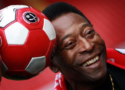 Pele : Pele The Talks - 8 News Online FFU