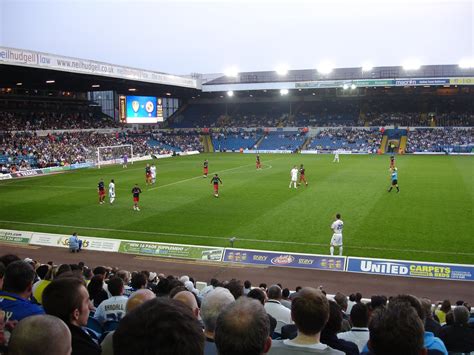 crazylost in england: Leeds United 0, Reading FC 0