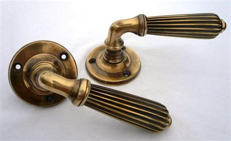 Traditional Lever Door Handles | Antique Door Furniture