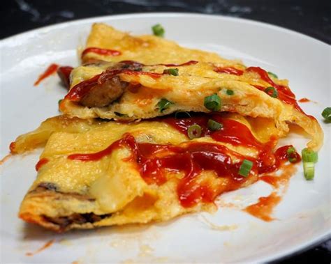 Cheese And Mushroom Omelette | Recipe | Cuisine Fiend