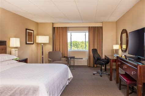 Romantic Framingham Hotels | Sheraton Framingham Hotel & Conference Center