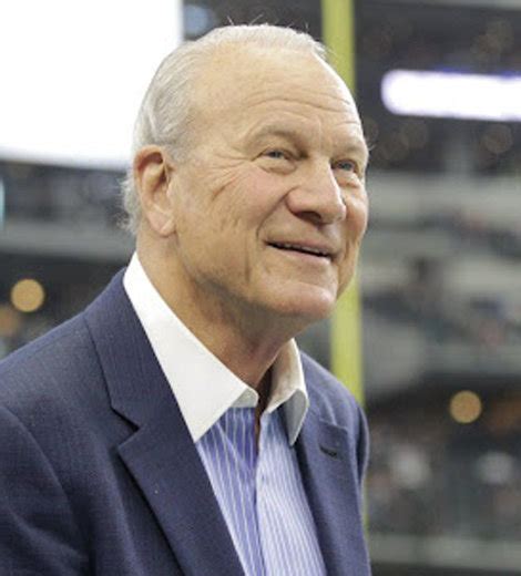 Barry Switzer - NFL, Net Worth, Wife & Children - Biography