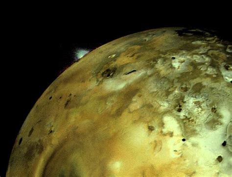 Major Volcanic Eruption Seen on Jupiter's Moon Io - Universe Today