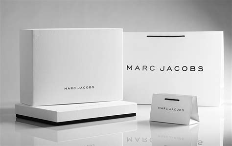 Custom Packaging Boxes: White boxes are the most elegant packaging boxes utilized for numerous ...