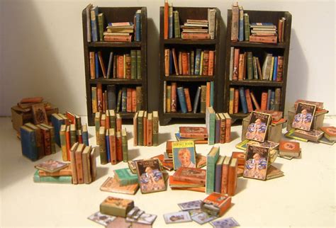 KT Miniatures Journal: Miniature Books Galore Plus A Bit More Besides!