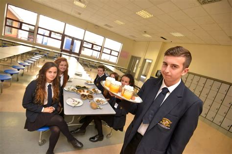 Loreto High School's posh dinners - Manchester Evening News