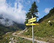 Category:Hiking trails in Tyrol (state) - Wikimedia Commons