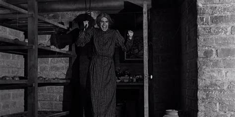 Psycho Ending & Norman Bates Mother Twist Explained