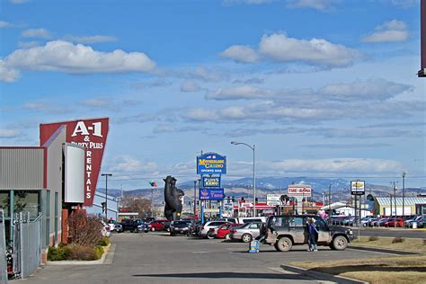 File:Helena, Montana looking East from Roberts Street.jpg - Wikimedia Commons