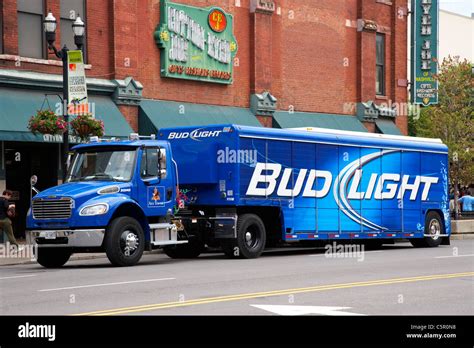 bud light budweiser beer delivery truck broadway Nashville Tennessee ...