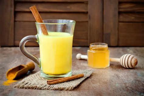 Turmeric And Honey : Health Benefits, Preparation And How To Take In 2024