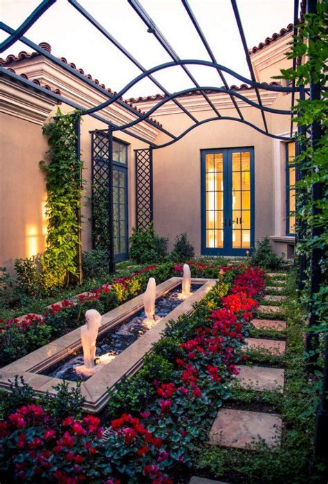 15 Ideas For Your Garden From The Mediterranean Landscape Design ...