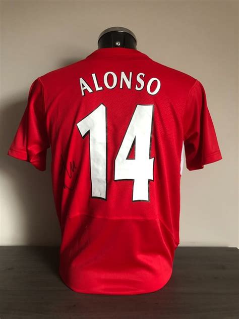 Xabi Alonso signed Liverpool Fc home shirt retro final - Catawiki