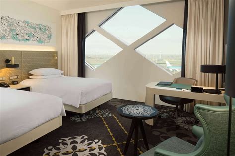 Hilton Amsterdam Airport Schiphol, Amsterdam: Info, Photos, Reviews | Book at Hotels.com