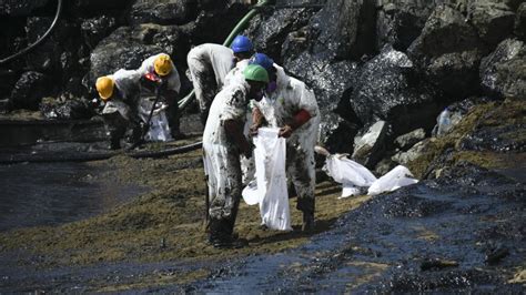 Trinidad and Tobago declares ‘national emergency’ as oil spill from ...