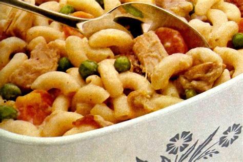 Chicken macaroni casserole recipe from 1983 - Click Americana