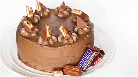 Snickers Chocolate Cake - Tatyanas Everyday Food