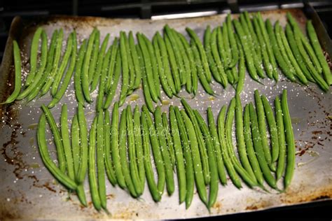 Easy Roasted French Green Beans – Oh, Mrs. Tucker!