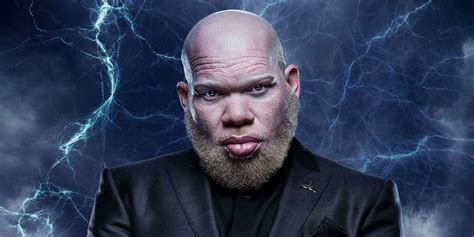 Black Lightning's Tobias Whale is TV's Best Supervillain | CBR