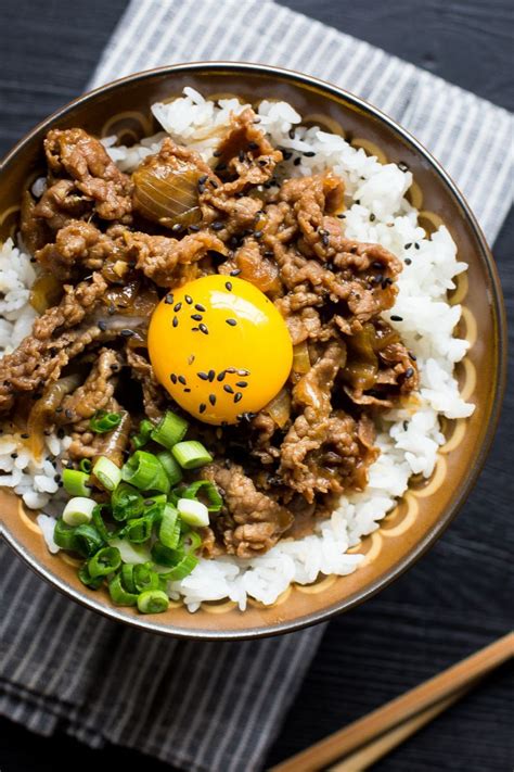 Gyudon | Rice bowls recipes, Asian recipes, Food