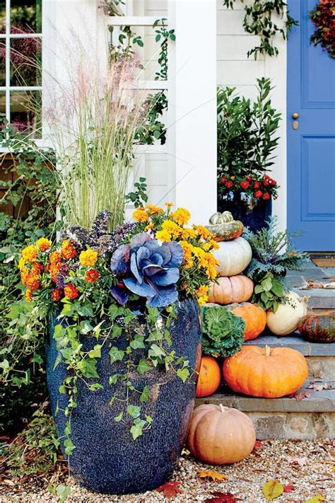 22 Beautiful Fall Planters for Easy Outdoor Fall Decorations - A Piece ...