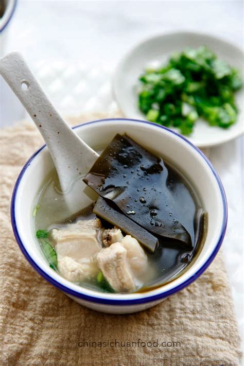 Dried Seaweed and Rib Soup - China Sichuan Food