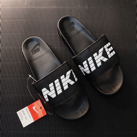 Nike Benassi Slides (Black) – Kaara Store