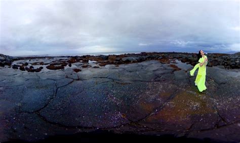 Björk announces VR version of her Vulnicura album - The Vinyl Factory