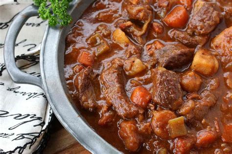 Old Fashioned Beef Stew | Recipe | Irish beef, Stew recipes, Guinness stew